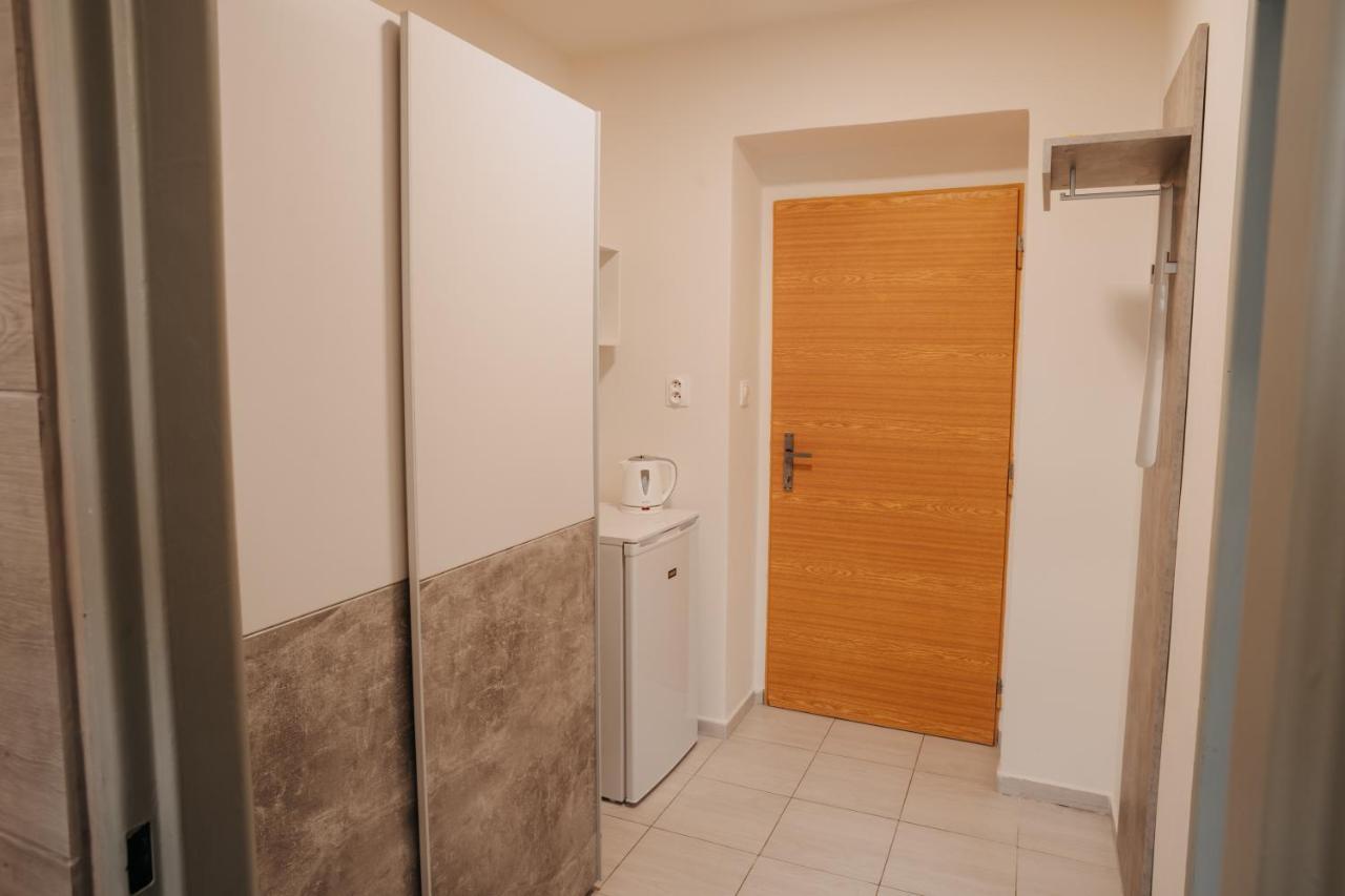 Penzion Quattro Ústí nad Orlicí Exteriör bild